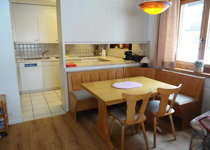 Apartment Blumenweg 6